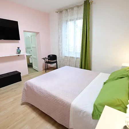 Bed & Breakfast La Casa Di Odessa Arcevia